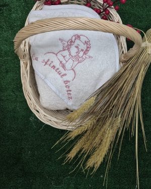 Prosop pentru prima băiță a bebelușului model îngeraș broderie bordo Alintuș